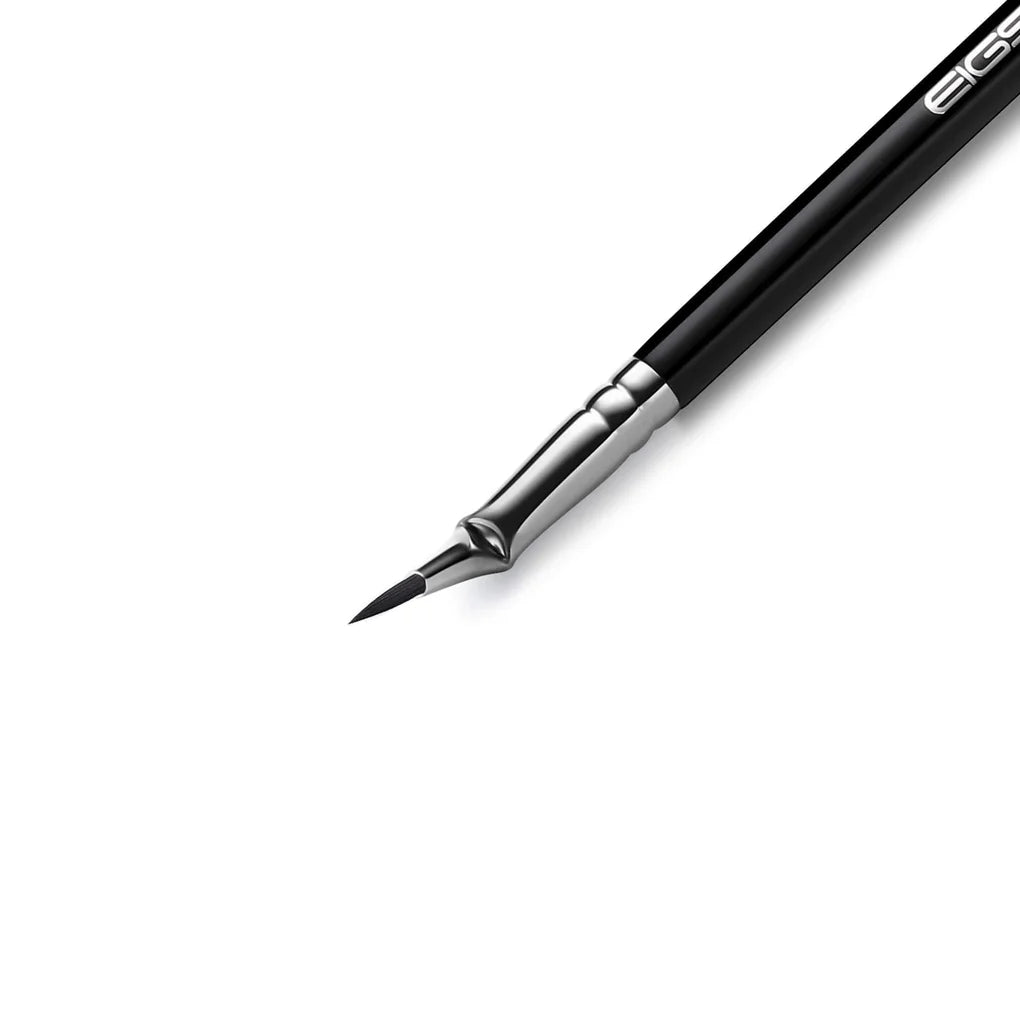 Eigshow Bent Eye Liner Brush E820