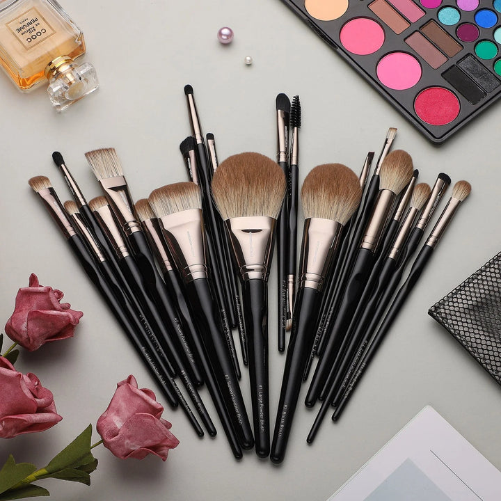 Eigshow 21pc Professional Makeup Brush Set