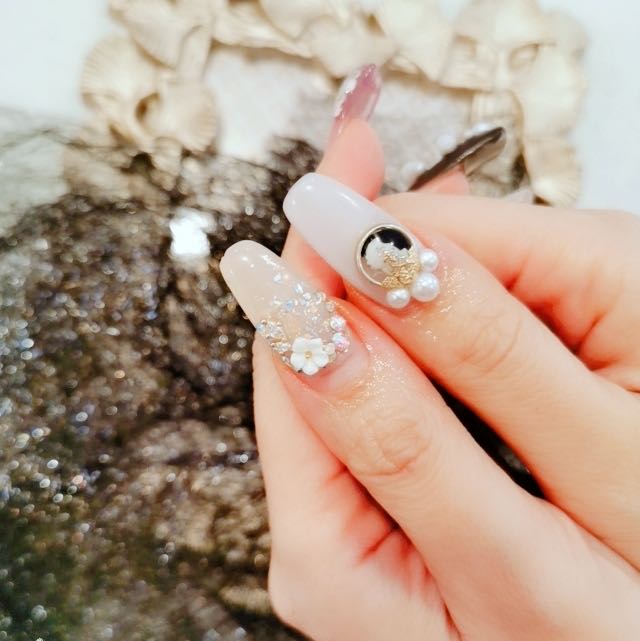 Nail Charms - Two Tone Cameo (1ps/pk) (dis)