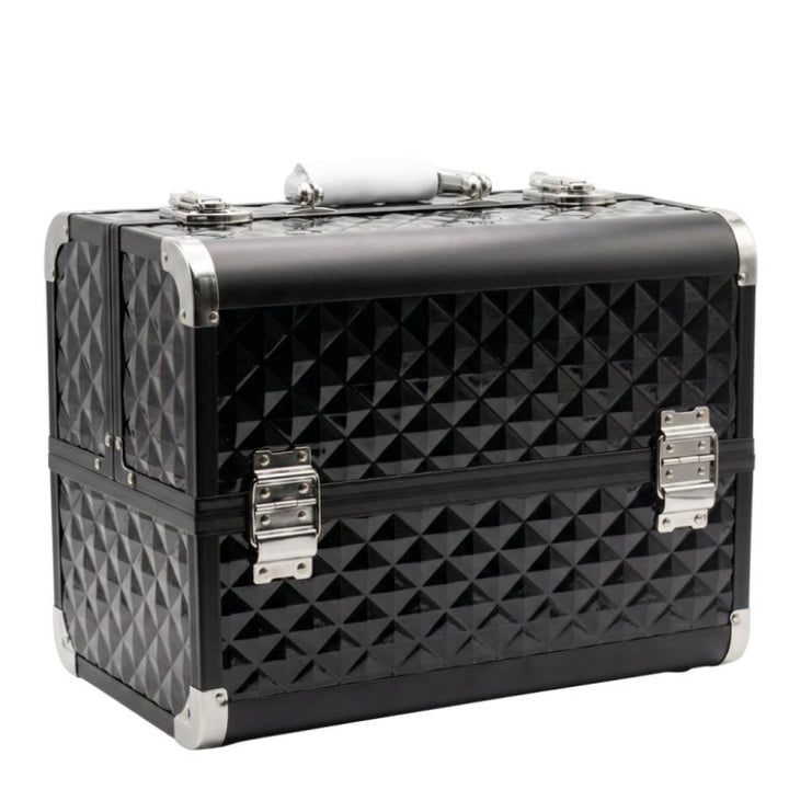 BLACK DIAMOND HAIR / MAKE UP / BEAUTY / NAIL CASE