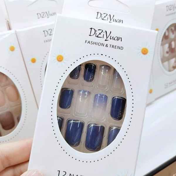Stick On Nails 12pc - Navy, Natural &amp; Gold Accent